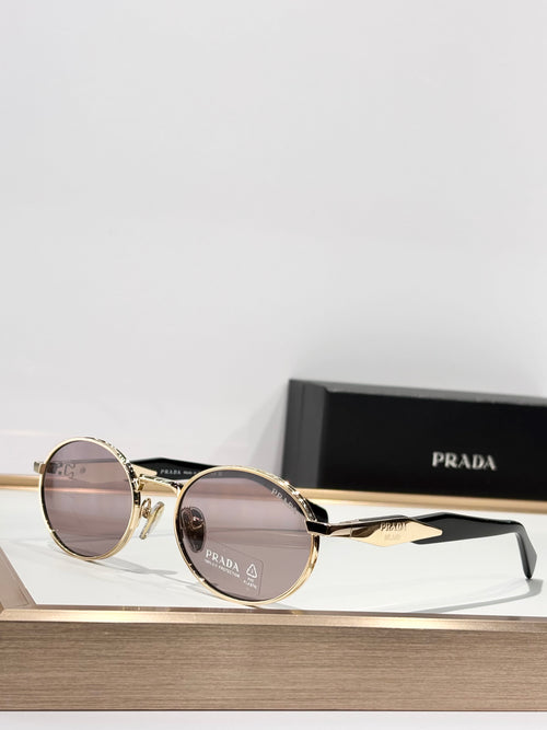 Round Metal Sunglasses with Gold Frame and Dark Lenses