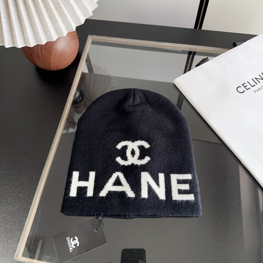 Black Knit Beanie with Contrast Letter Graphic