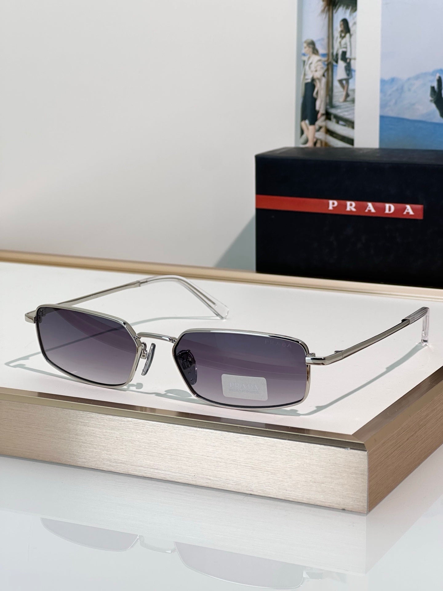 Rectangular Metal Frame Sunglasses