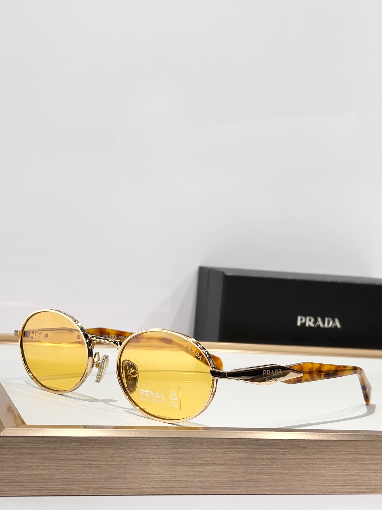 Round Yellow Lens Sunglasses with Tortoiseshell Temples