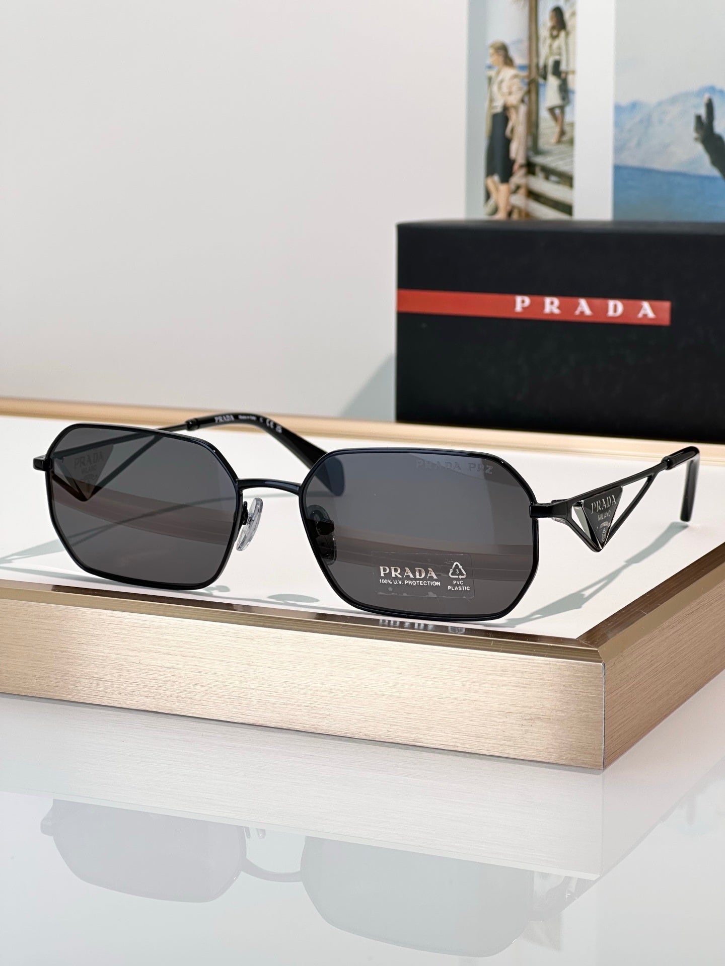Rectangular Metal Frame Sunglasses