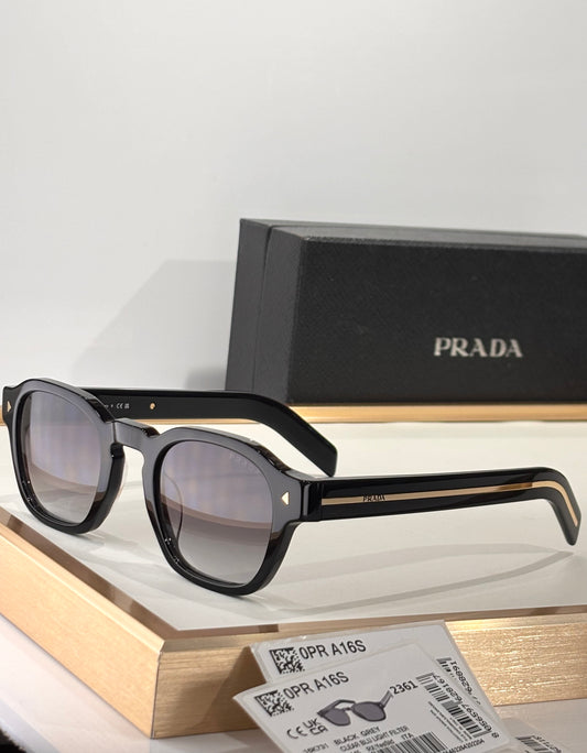 Black Square-Frame Sunglasses with Grey Lenses