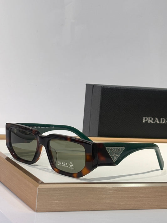 Square Frame Polarized Sunglasses for Men and Women, Tortoise & Green