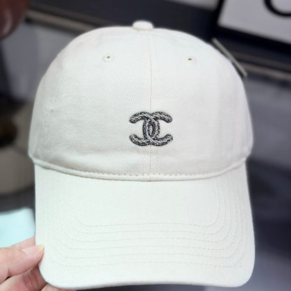 Unisex White Adjustable Baseball Cap with Embroidered Detail