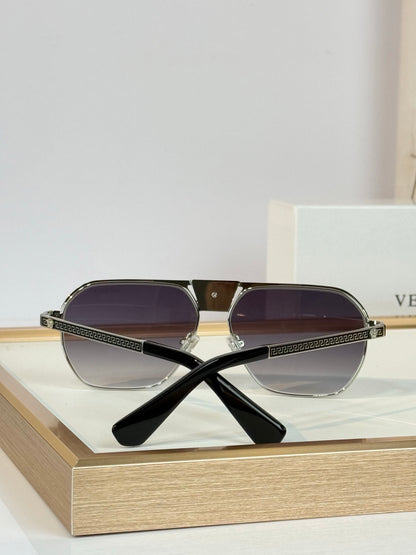 Geometric Aviator Sunglasses with Gradient Lenses