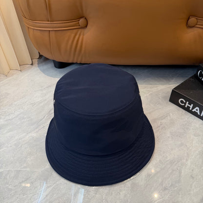 Graphic Print Bucket Hat