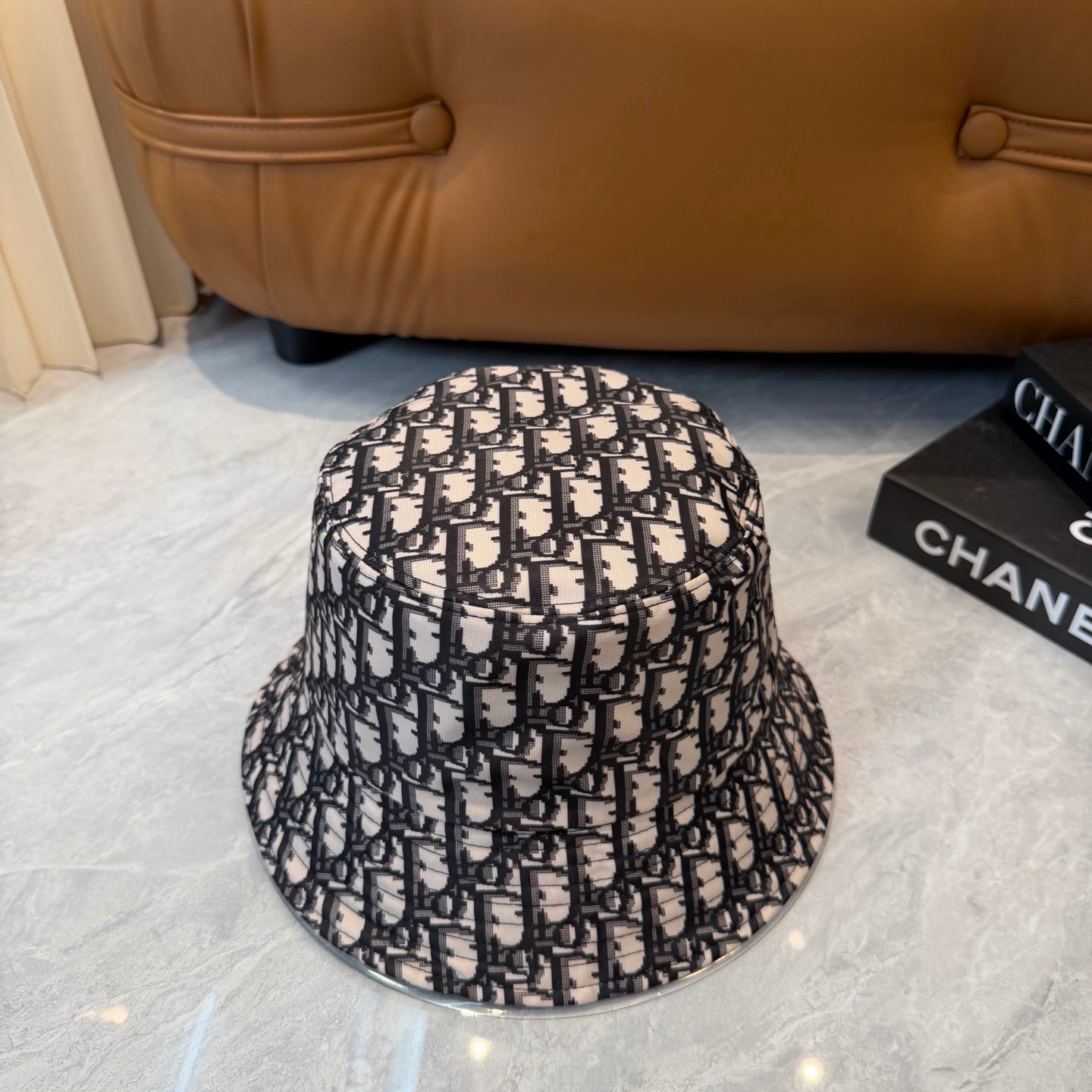 Graphic Print Bucket Hat