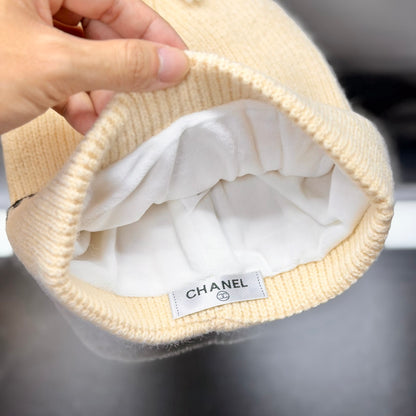 Cream Knit Winter Hat, Scarf & Gloves Set