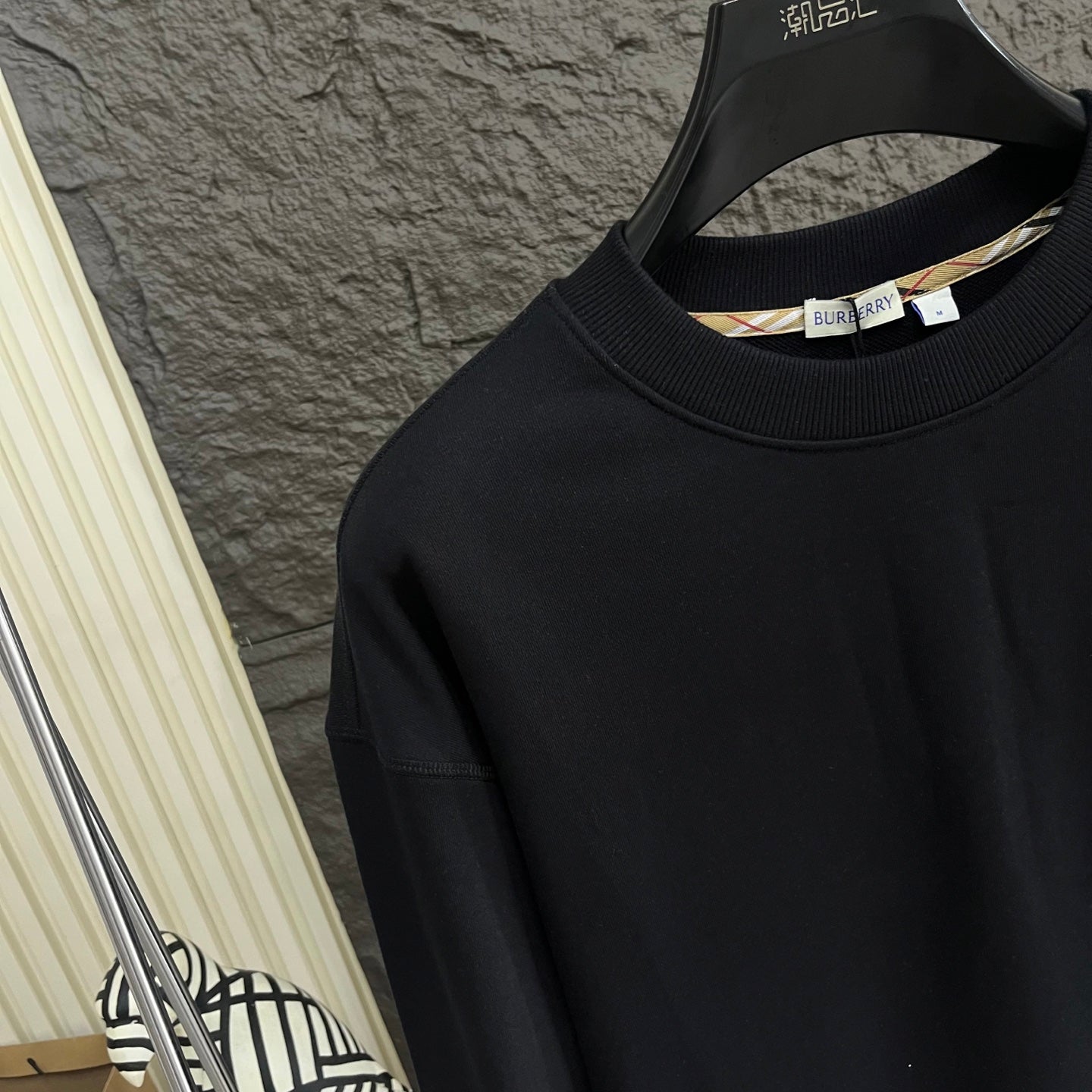 Plaid Trim Pocket Crewneck Sweatshirt