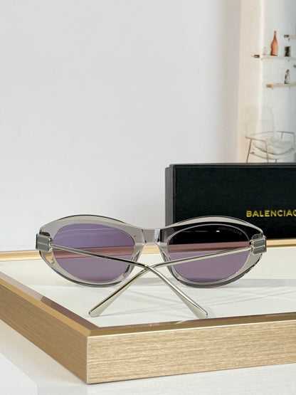 Retro Cat-Eye Sunglasses with Transparent Frame