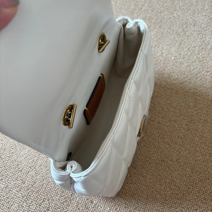 Tabby Top Handle 19CM