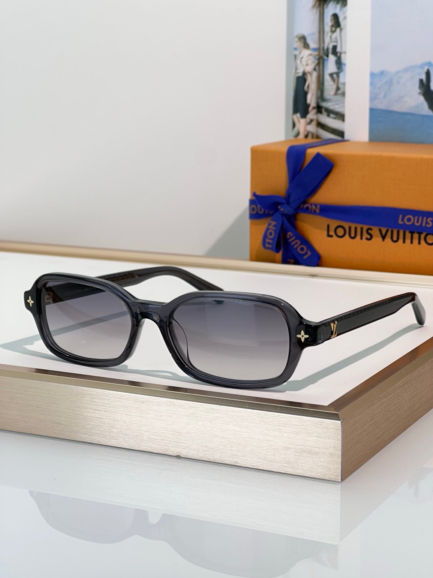 Premium Women's Square Sunglasses