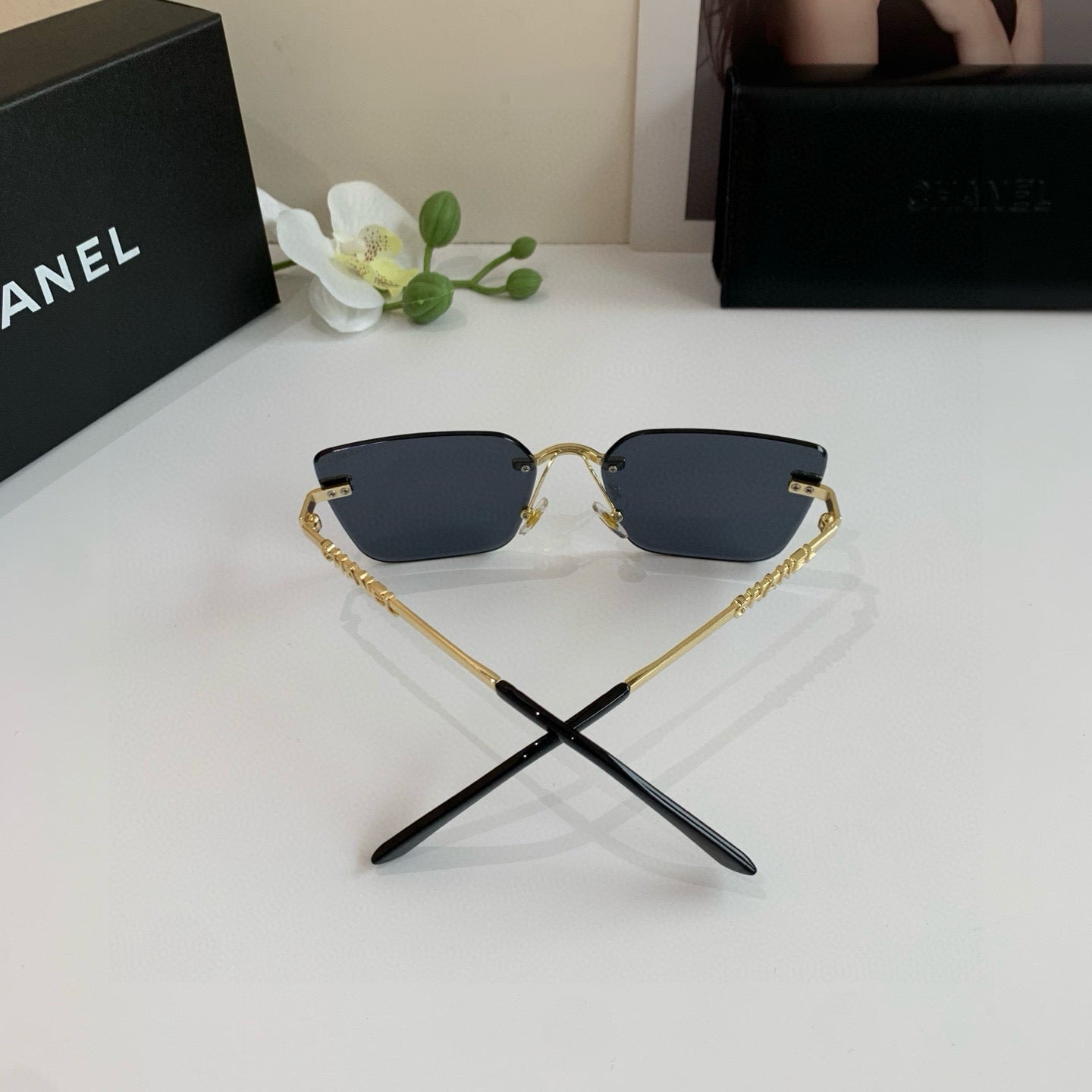 CC Gold-Accented Rimless Square Sunglasses