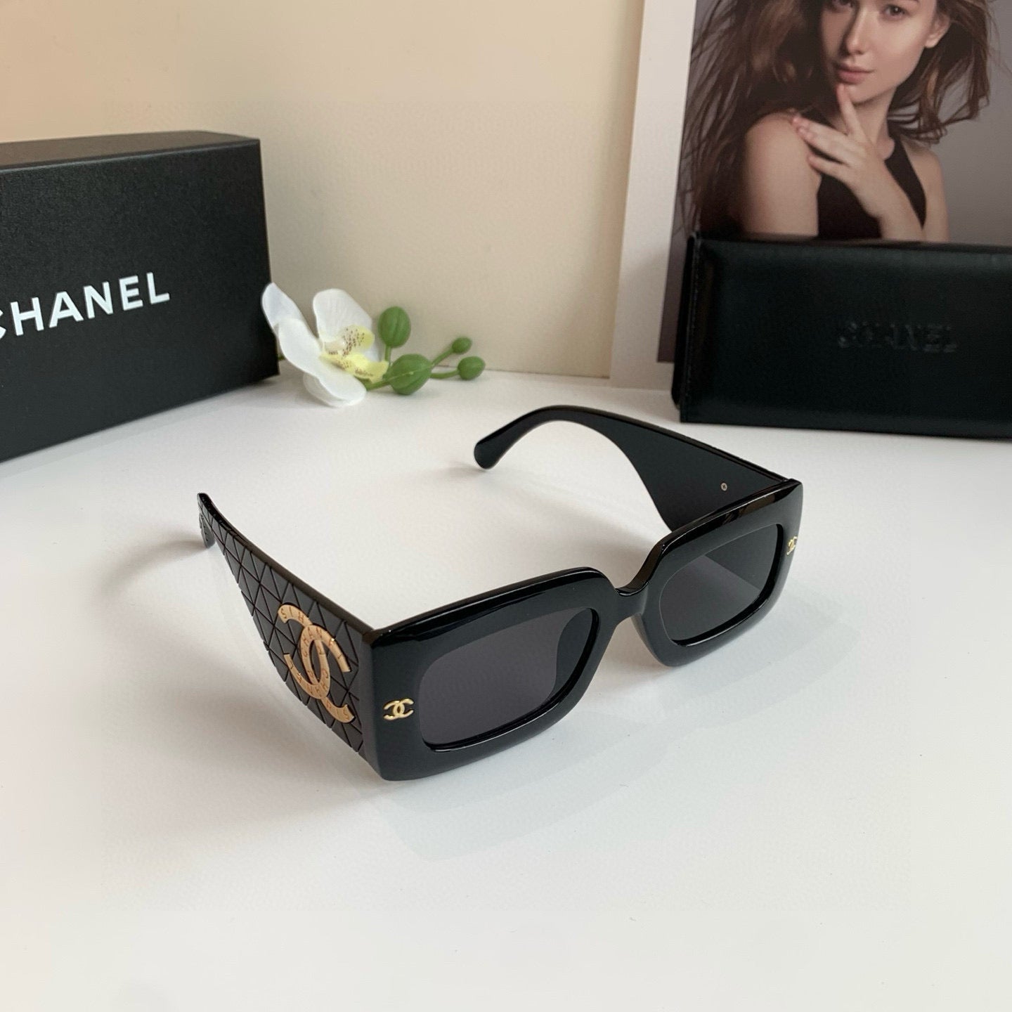 CC Quilted Oversized Sunglasses