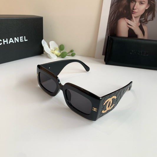 CC Quilted Oversized Sunglasses