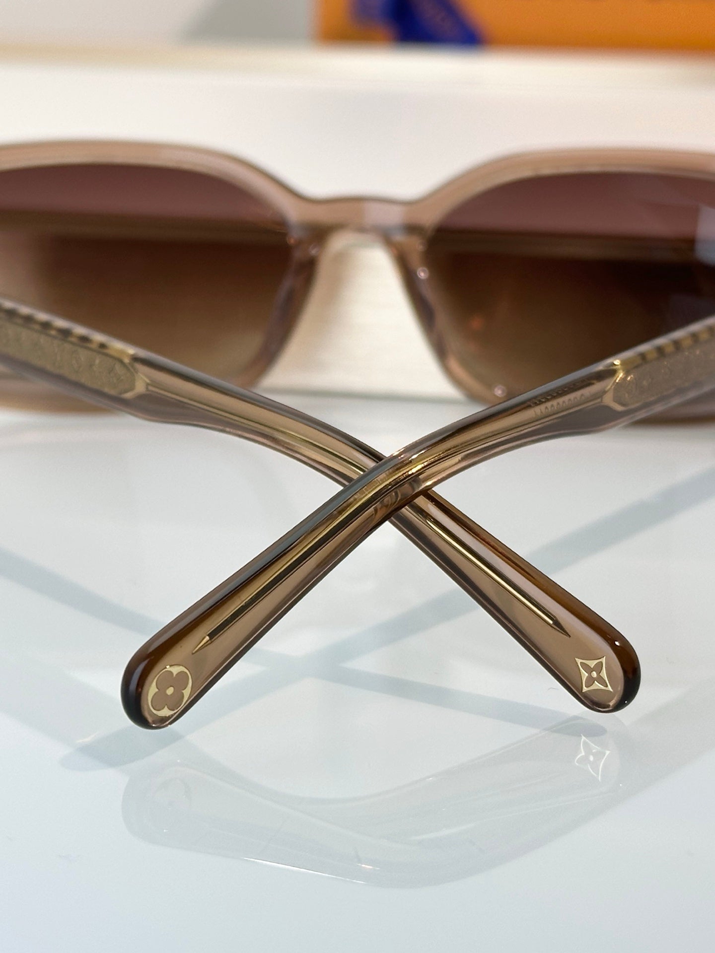 Premium Women's Square Sunglasses