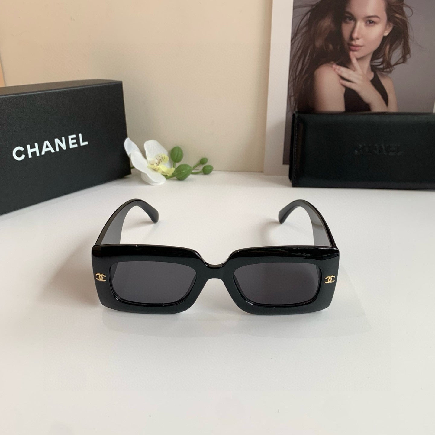 CC Quilted Oversized Sunglasses