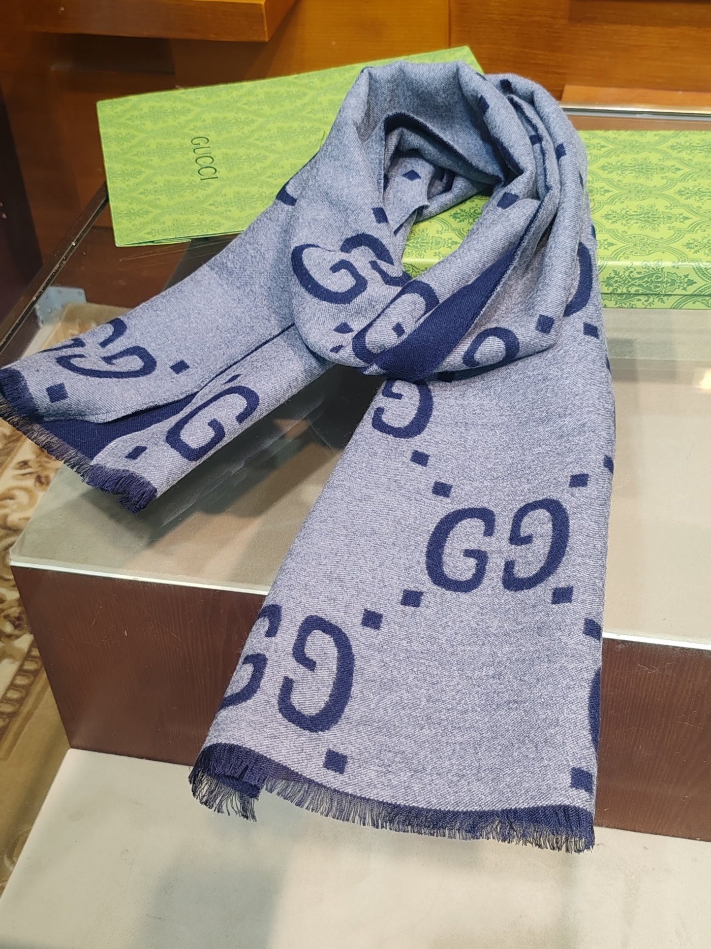 G/G Scarf