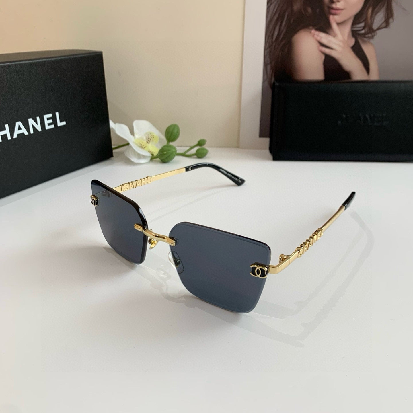 CC Gold-Accented Rimless Square Sunglasses