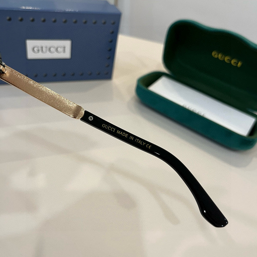 GG Elegant Black Cat-Eye Sunglasses